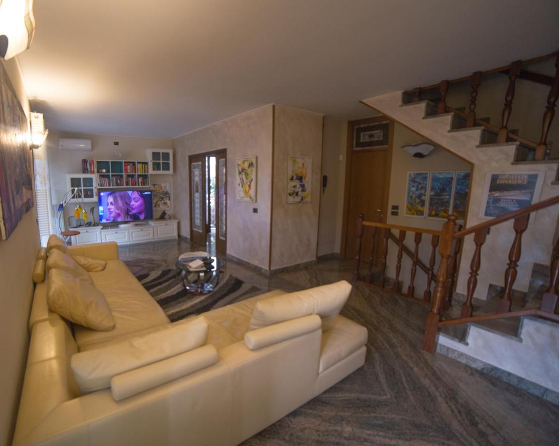 Villa Ivana Desenzano del Garda Zewnętrze zdjęcie