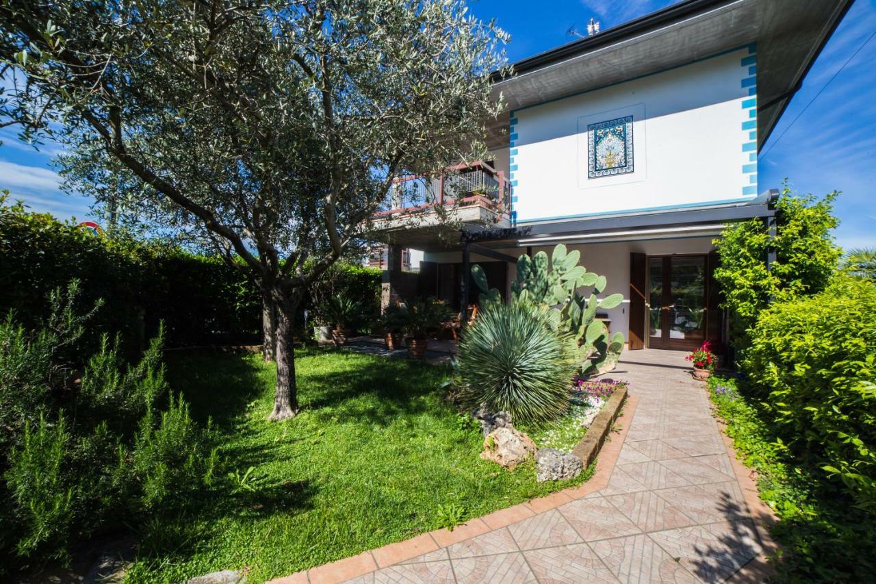 Villa Ivana Desenzano del Garda Zewnętrze zdjęcie